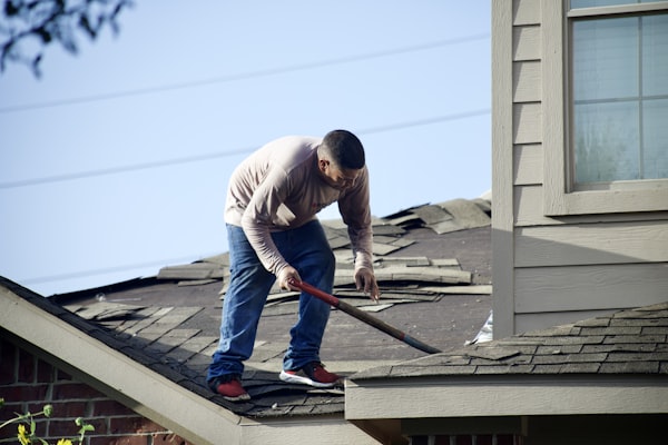 Fast roof repair in Elmira NY. Leaks, missing shingles, flashing damage — we fix it before it gets worse.